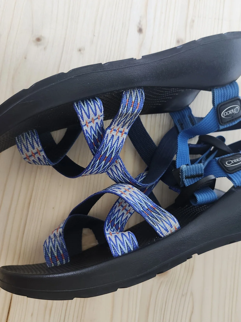 Chaco Blue Strappy Sandal with Black Footbed Women's 8